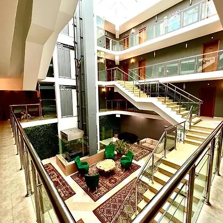 The Hotel 3*