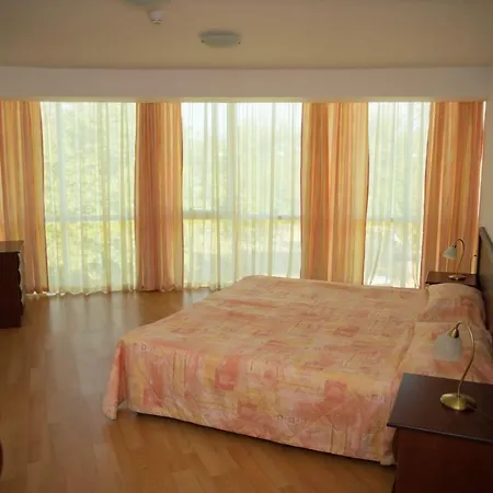 The Hotel 3*