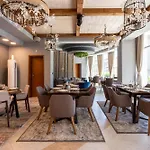 Hotel The