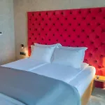 The Hotel 3*